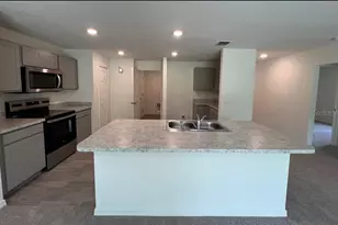 13 Sleeping Beauty Pl, Palm Coast, FL 32164 - Photo 2