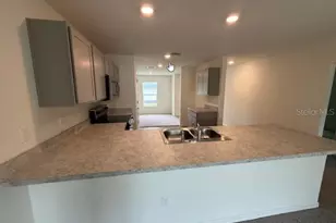 12 Royal Leaf Ln, Palm Coast, FL 32164 - Photo 2
