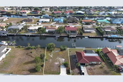 114 Graham Street SE, Port Charlotte, FL 33952 - Photo 6