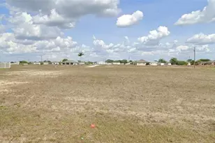 2933 NW 8th Pl, Cape Coral, FL 33993 - Photo 2