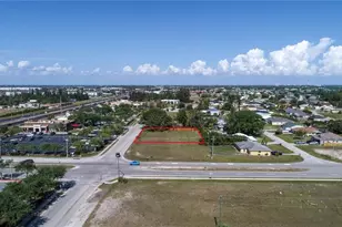 758 SW 4th St, Cape Coral, FL 33991 - Photo 10