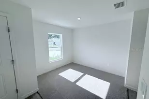 25 Round Thorn Dr, Palm Coast, FL 32164 - Photo 2