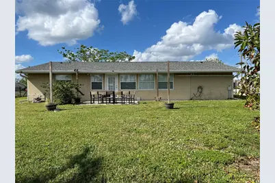 705 Crestview Circle NW, Port Charlotte, FL 33948 - Photo 26
