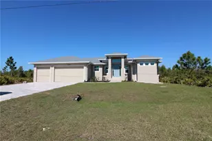 10071 Sunday Dr, Port Charlotte, FL 33981 - Photo 1