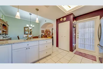 5510 SW 4th Place #502, Cape Coral, FL 33914 - Photo 6