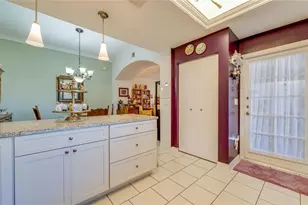 5510 SW 4th Pl, Cape Coral, FL 33914 - Photo 6