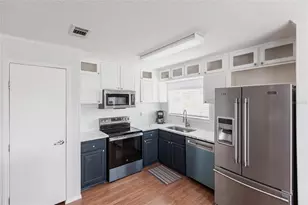 29192 Crawford Ave, Punta Gorda, FL 33982 - Photo 6