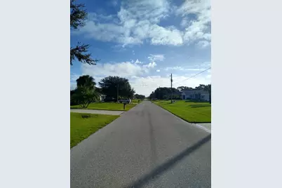 81 Long Meadow Place, Rotonda West, FL 33947 - Photo 2