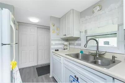 7598 Ratan Circle, Port Charlotte, FL 33981 - Photo 8