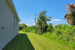 26456 View Dr, Punta Gorda, FL 33983 - Photo 4