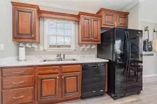 714 Fairmount Dr, North Port, FL 34287 - Photo 8