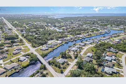 4010 Yucatan Circle, Port Charlotte, FL 33948 - Photo 28