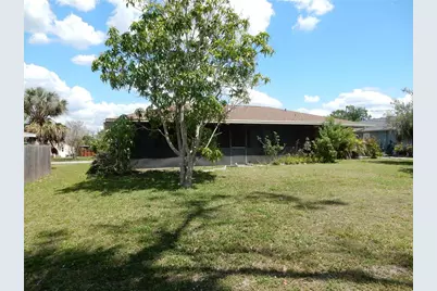 582 Reading Street NW, Port Charlotte, FL 33952 - Photo 22