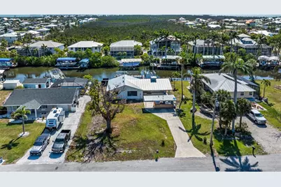 2560 Baybreeze Street, Saint James City, FL 33956 - Photo 6