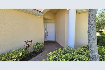 327 Monaco Drive #12, Punta Gorda, FL 33950 - Photo 2