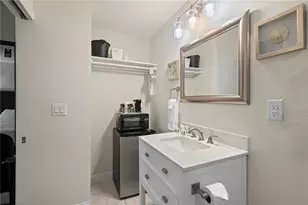 7150 N Tamiami Trl, Sarasota, FL 34243 - Photo 18
