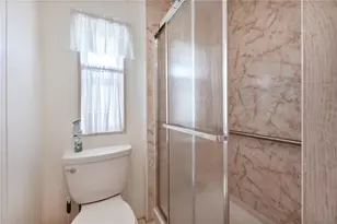 2100 Kings Hwy, Port Charlotte, FL 33980 - Photo 16