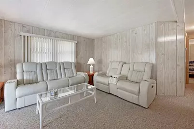 2100 Kings Highway #1038, Port Charlotte, FL 33980 - Photo 10