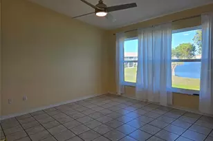 11644 SW Egret Cir, Lake Suzy, FL 34269 - Photo 4