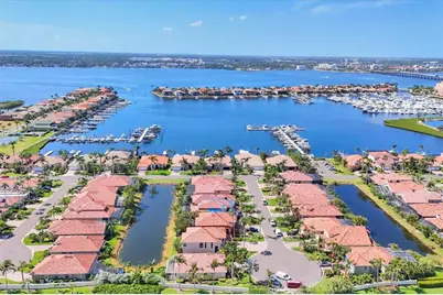 303 11th Avenue E, Palmetto, FL 34221 - Photo 4