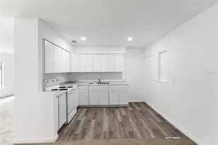 815 Papaya Dr, Tampa, FL 33619 - Photo 10