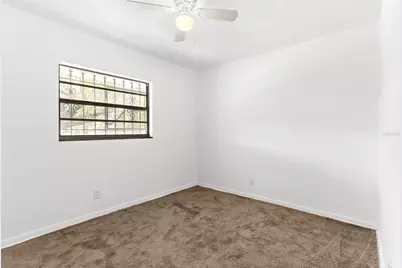 815 Papaya Drive, Tampa, FL 33619 - Photo 18