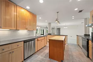 17356 Gulfspray Cir, Port Charlotte, FL 33948 - Photo 8