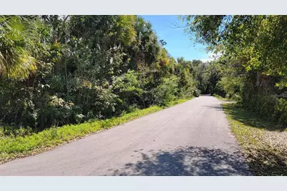 626 Drury Lane, Punta Gorda, FL 33950 - Photo 2