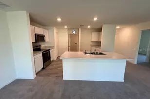 10 Ryker Ln, Palm Coast, FL 32164 - Photo 2