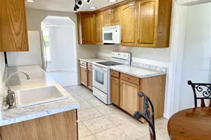 700 Dolphin Pkwy, Punta Gorda, FL 33950 - Photo 12