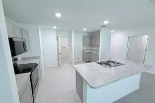 40 Laguna Forest Trail, Palm Coast, FL 32164 - Photo 2