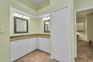 12951 SW Kingsway Cir, Lake Suzy, FL 34269 - Photo 26