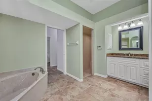 12951 SW Kingsway Cir, Lake Suzy, FL 34269 - Photo 26