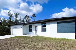 3045 Montgomery Dr, Port Charlotte, FL 33981 - Photo 2