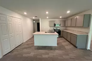 9 Rainbrook Dr, Palm Coast, FL 32164 - Photo 2