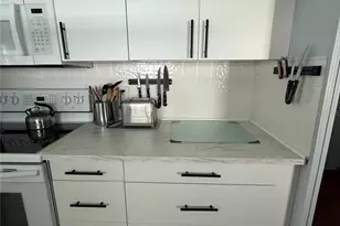 9003 30th Ave E, Palmetto, FL 34221 - Photo 44