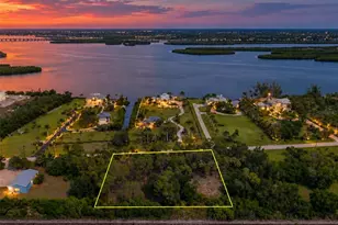 4685 Riverside Dr, Punta Gorda, FL 33982 - Photo 1