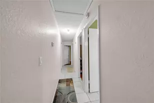 6841 46th St N, Pinellas Park, FL 33781 - Photo 10