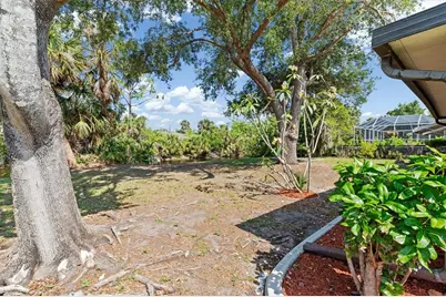 485 Dorchester Street, Port Charlotte, FL 33954 - Photo 28