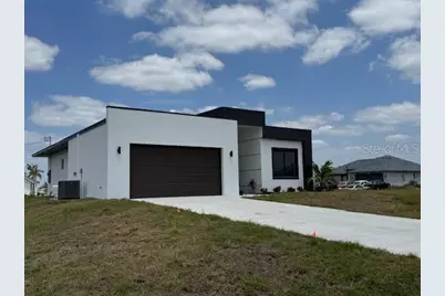 101 NW 10th Terrace, Cape Coral, FL 33993 - Photo 2