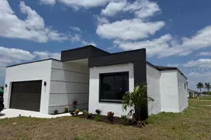 101 NW 10th Terrace, Cape Coral, FL 33993 - Photo 2