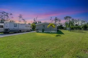 27940 Leatherwood Cir, Punta Gorda, FL 33950 - Photo 28