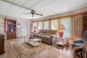 27940 Leatherwood Cir, Punta Gorda, FL 33950 - Photo 14