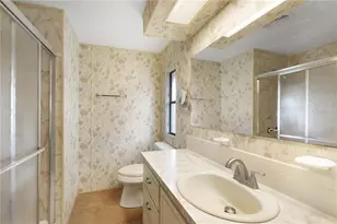 2100 Kings Hwy, Port Charlotte, FL 33980 - Photo 16