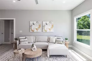 19160 Ruskin Ave, Port Charlotte, FL 33954 - Photo 10