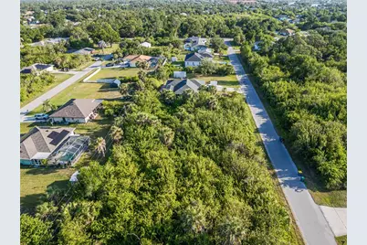 138 Edgemere Street NW, Port Charlotte, FL 33948 - Photo 6