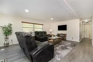 2100 Kings Hwy, Punta Gorda, FL 33980 - Photo 6