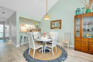 410 Cerromar Cir S, Venice, FL 34293 - Photo 10