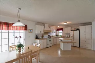 36 Freeman Ave, Punta Gorda, FL 33950 - Photo 4