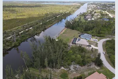 10662 Kearsarge Circle, Port Charlotte, FL 33981 - Photo 2